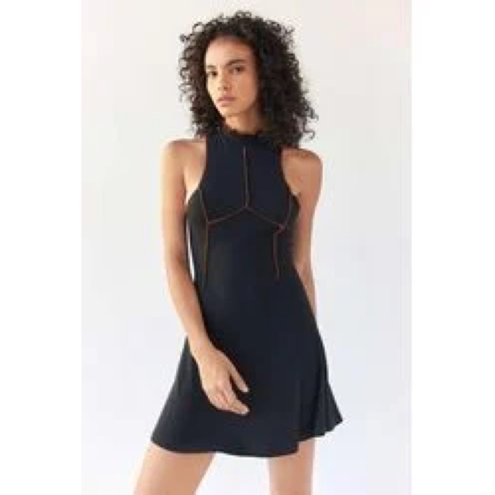 NWT Urban Outfitters Deja Seamed Mini Dress 69734978 black XS new mini trendy